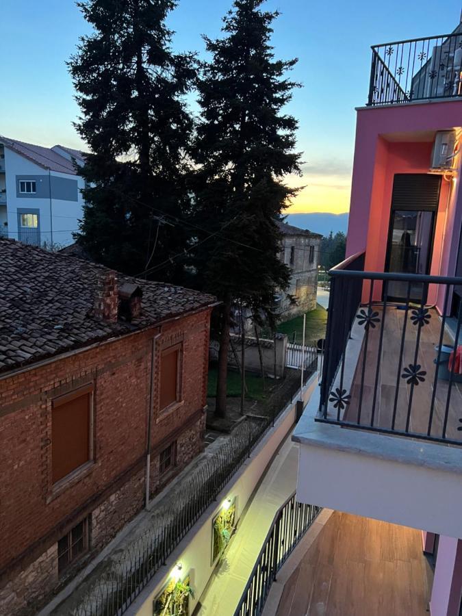 Alma Rose Apartment Korcza Zewnętrze zdjęcie