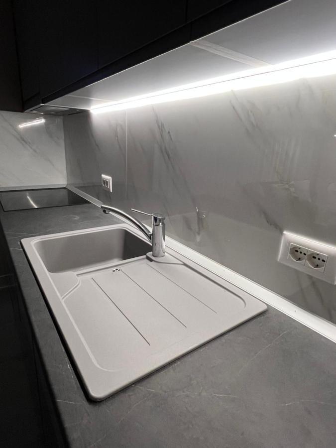 Alma Rose Apartment Korcza Zewnętrze zdjęcie