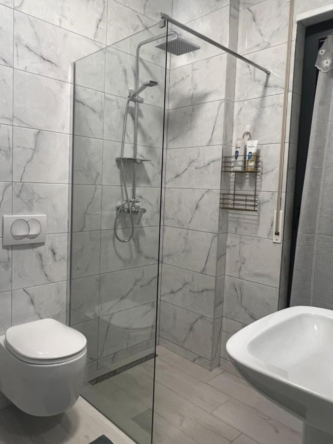 Alma Rose Apartment Korcza Zewnętrze zdjęcie